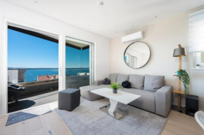Luxury apartment Marina with private parking